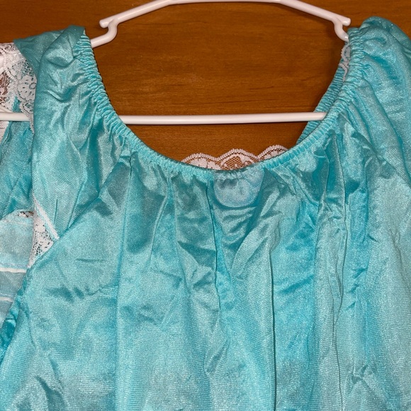 1940s NightGown ๐ - Picture 13 of 13